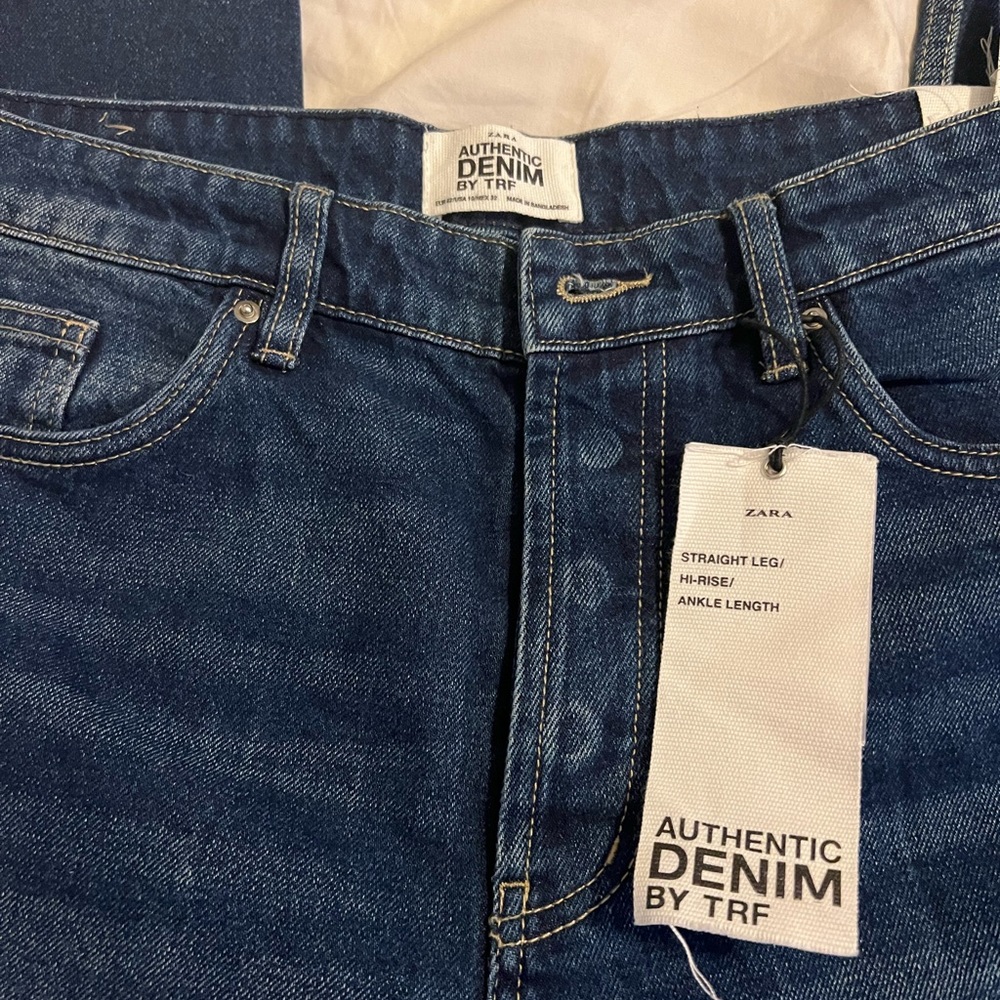 Zara Hi Rise straight ankle length jeans